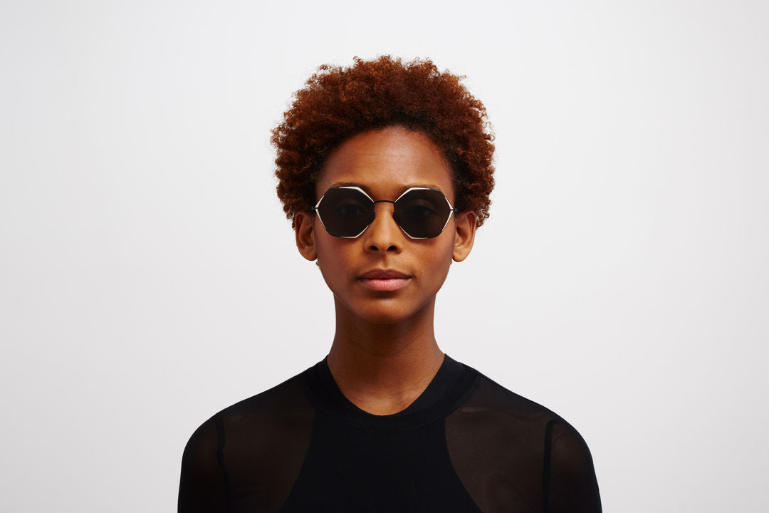 MYKITA ALESSIA Black/Sand / Dark Grey Solid
