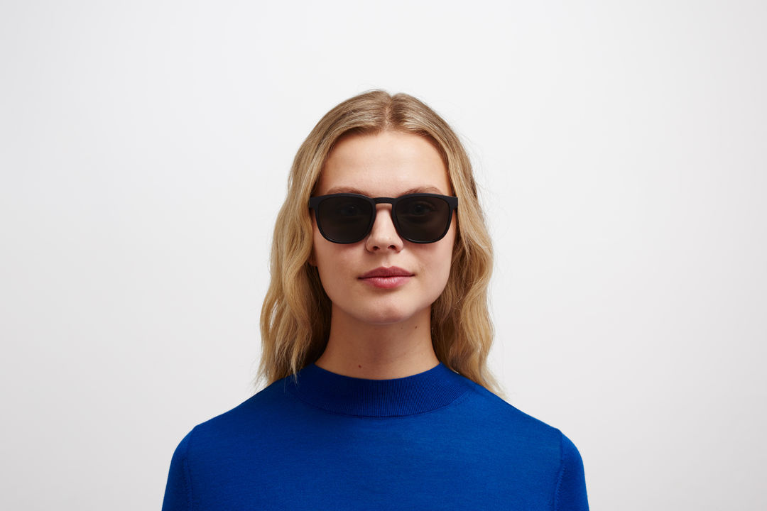 MYKITA LOVELL MD1 Pitch Black / Dark Grey Solid