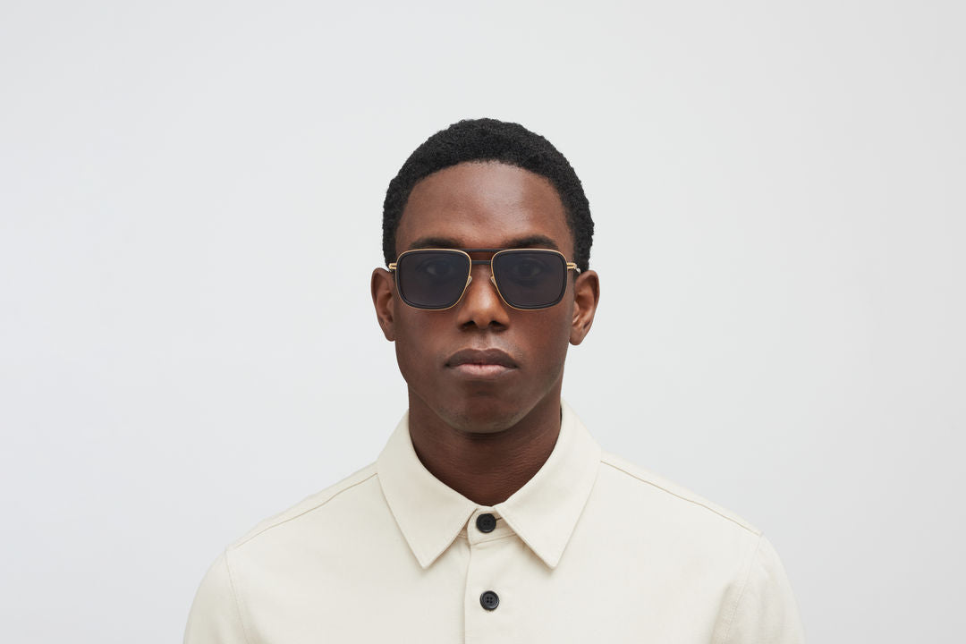 MYKITA SPRUCE MH7 Pitch Black/Glossy Gold / Polarized Pro Hi-Con Grey