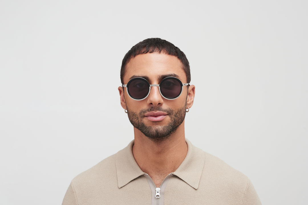 MYKITA PHILLYS A81 Shiny Silver/Black / Cool Grey Solid