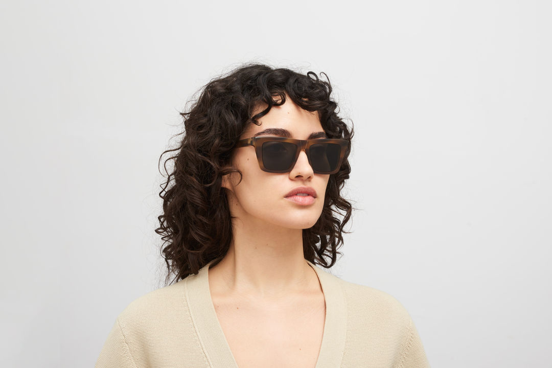 MYKITA LOME Chilled Raw Galapagos/Silver / Dark Grey Solid