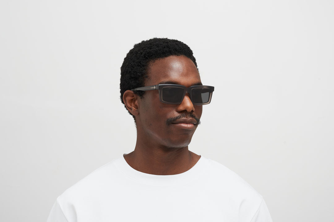 MYKITA DAKAR Chilled Raw Clear Ash/Silver / Dark Grey Solid