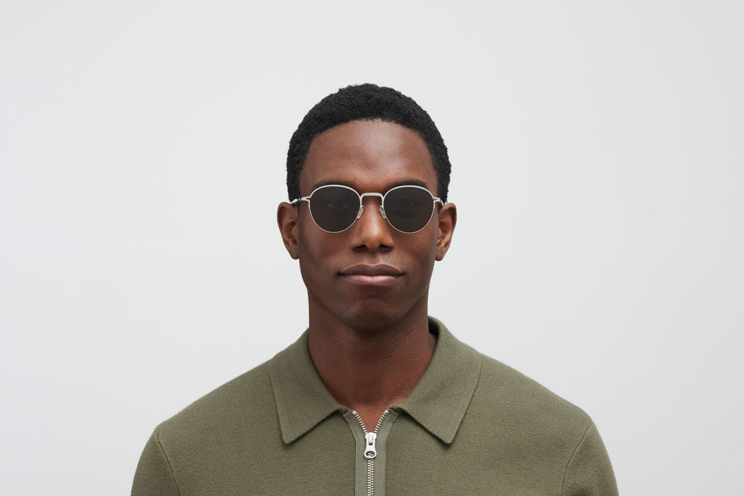 MYKITA TATE Shiny Silver / Raw Green Solid