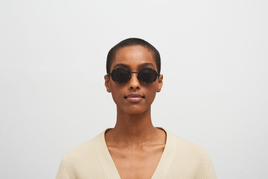 MYKITA PEARL A16 Black/Antigua / Cool Grey Solid