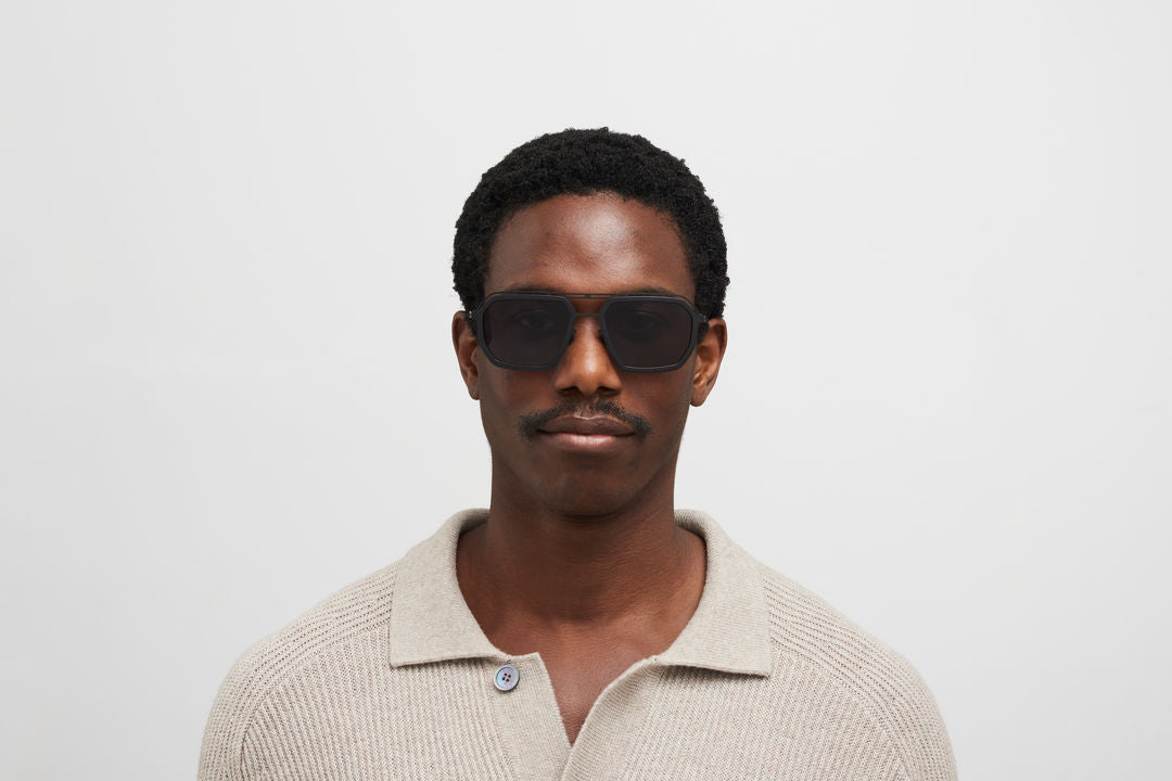 MYKITA MOJAVE MH6 Pitch Black/Black / Cool Grey Solid