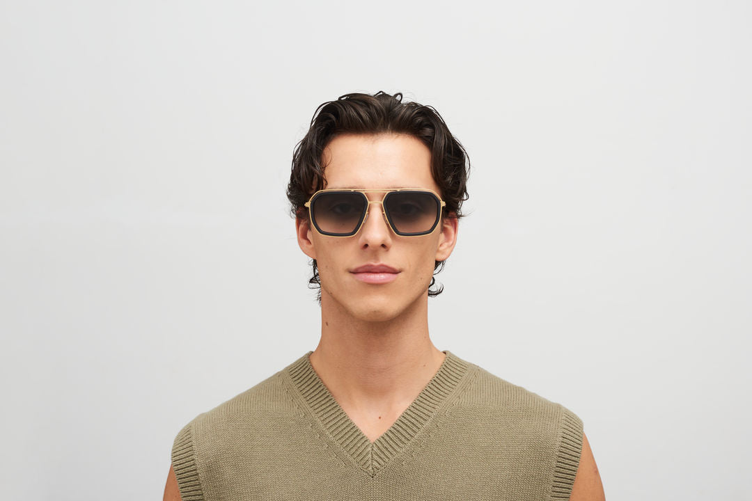 MYKITA MOJAVE MH7 Pitch Black/Glossy Gold / Raw Black Gradient