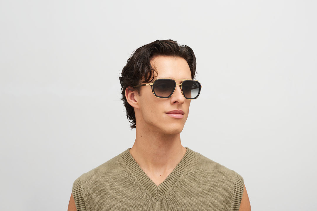 MYKITA MOJAVE MH7 Pitch Black/Glossy Gold / Raw Black Gradient