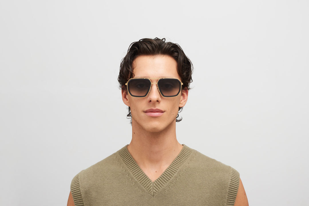 MYKITA MOJAVE MH7 Pitch Black/Glossy Gold / Raw Black Gradient
