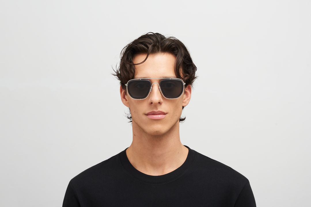 MYKITA FERLO MH22 Pitch Black/Shiny Silver / Dark Grey Solid