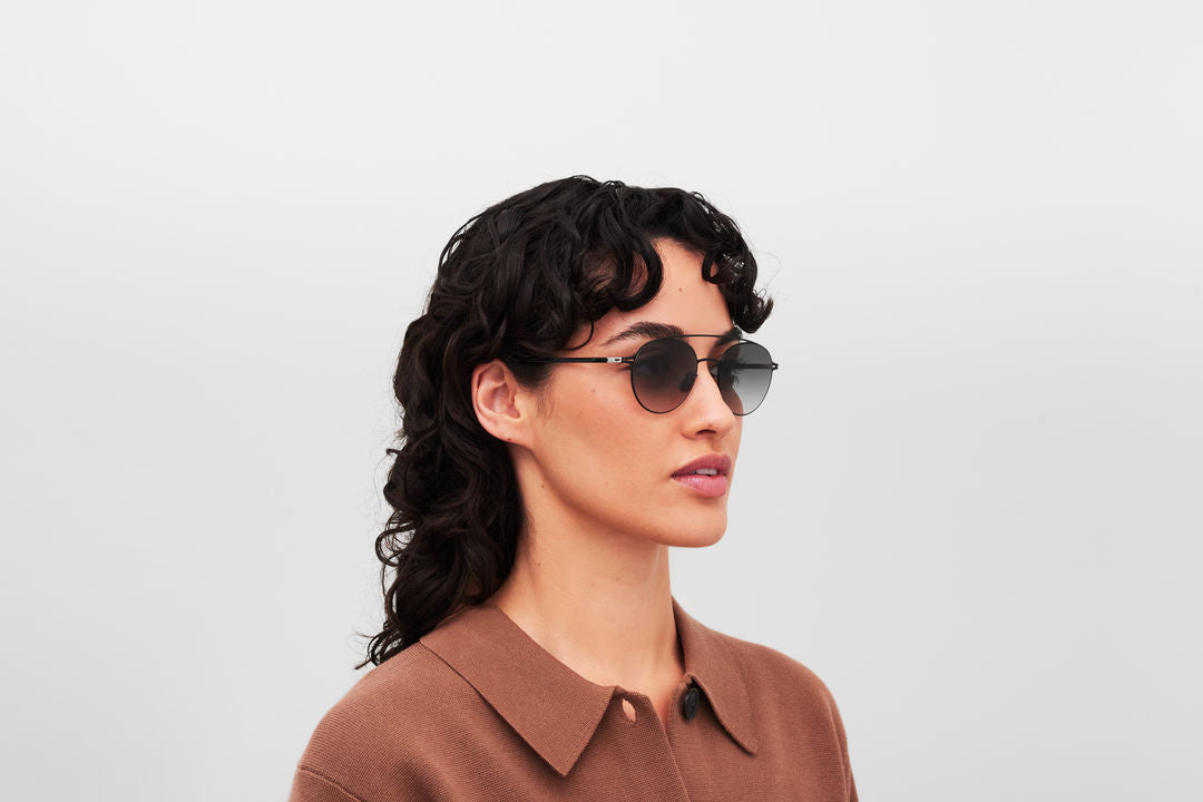 MYKITA REVA Pow13-Black / Grey Gradient