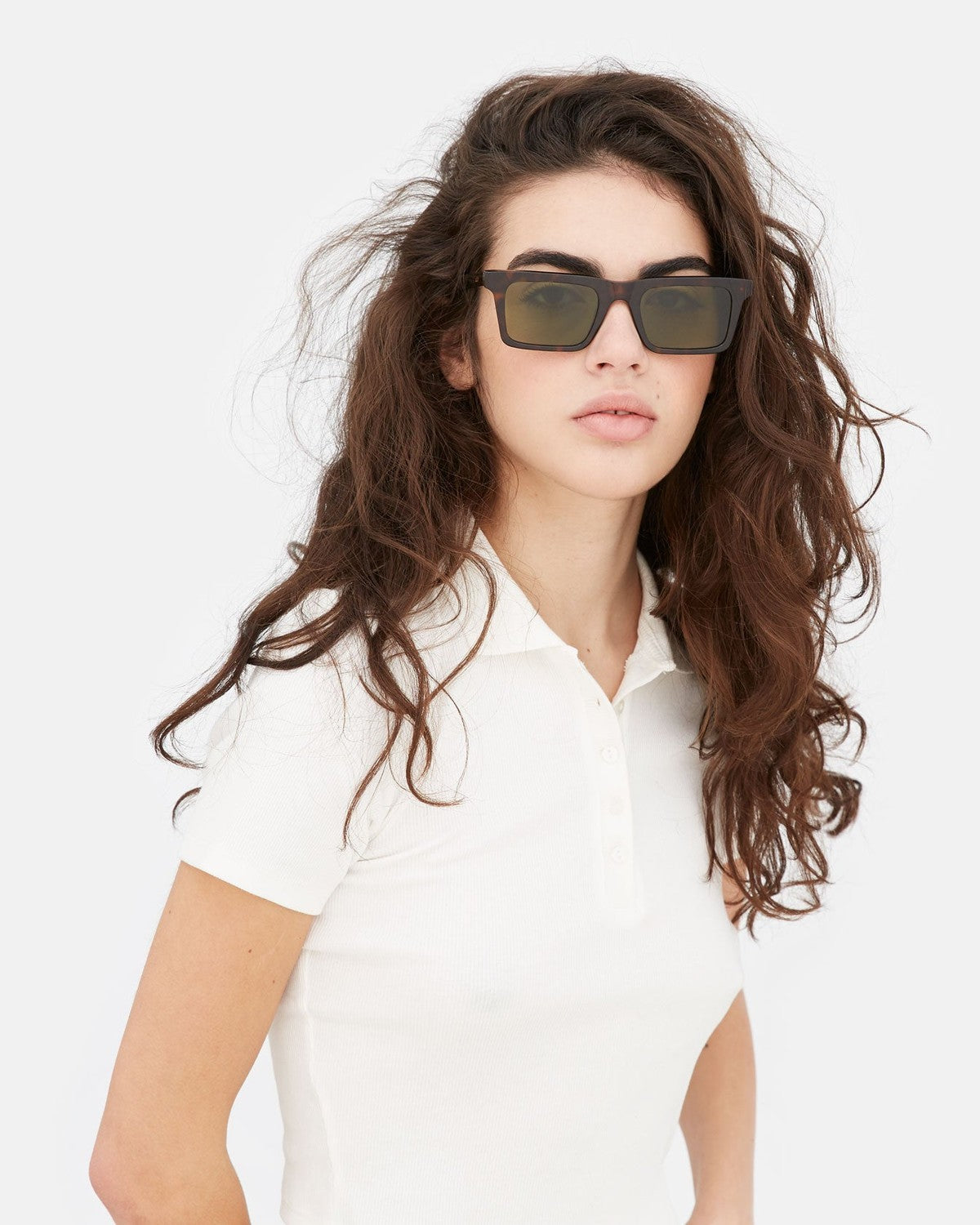 Model wearing RETROSUPERFUTURE 1968 3627 sunglasses.
