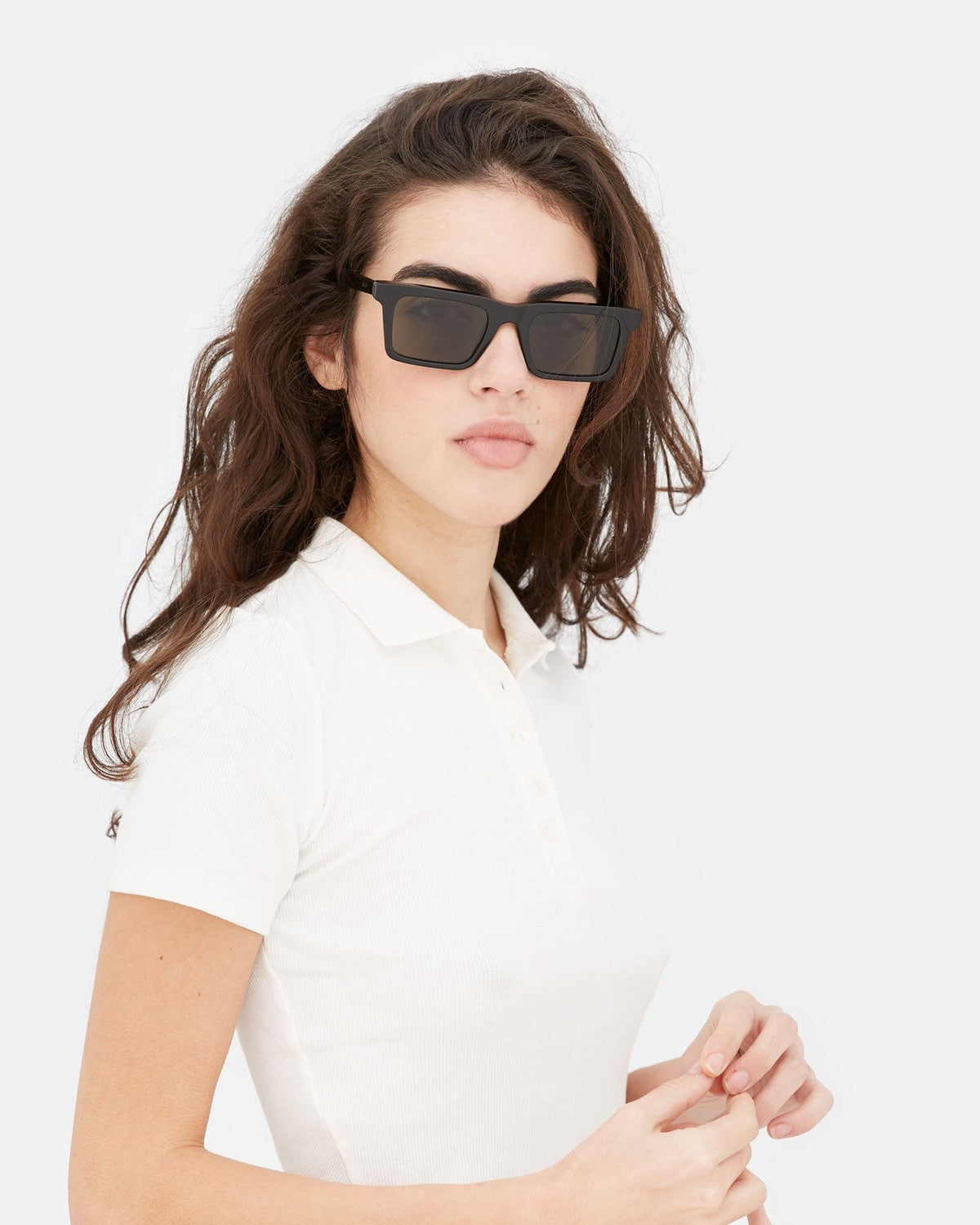 Model wearing RETROSUPERFUTURE 1968 Black sunglasses.
