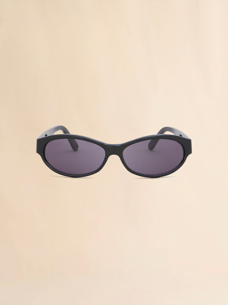 Black Ozound sunglasses