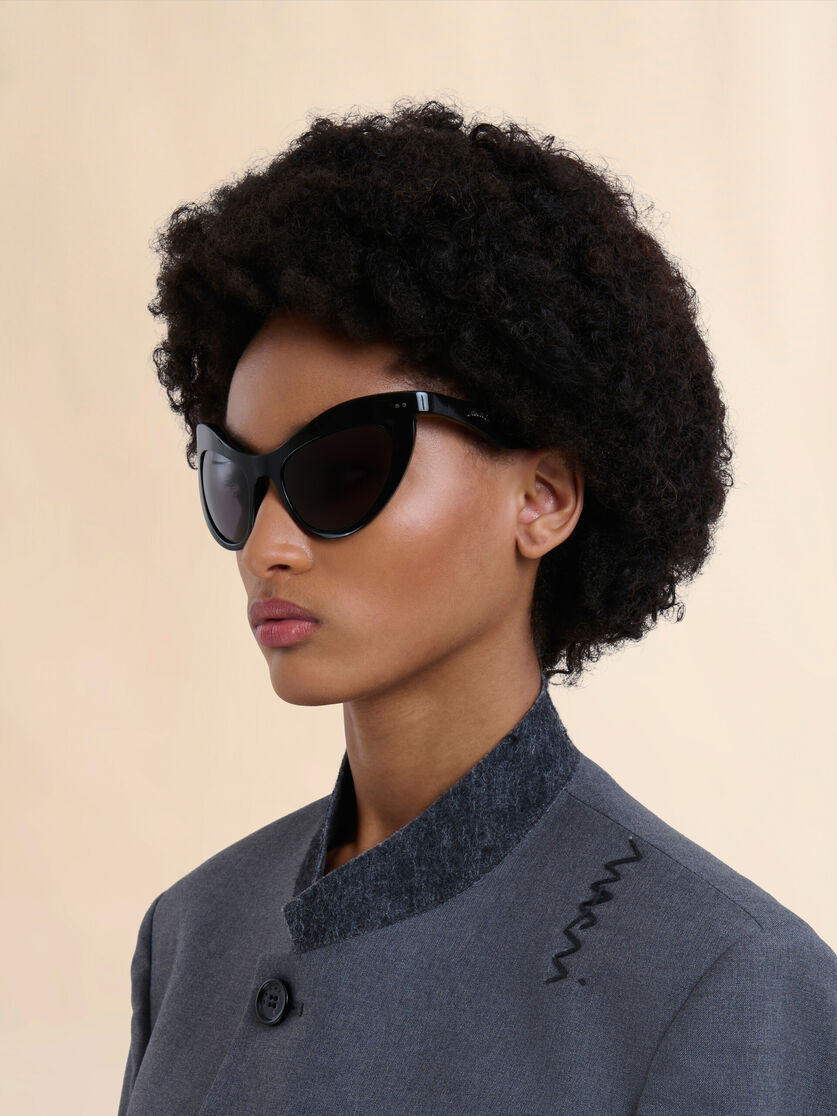 Black Holoholona sunglasses