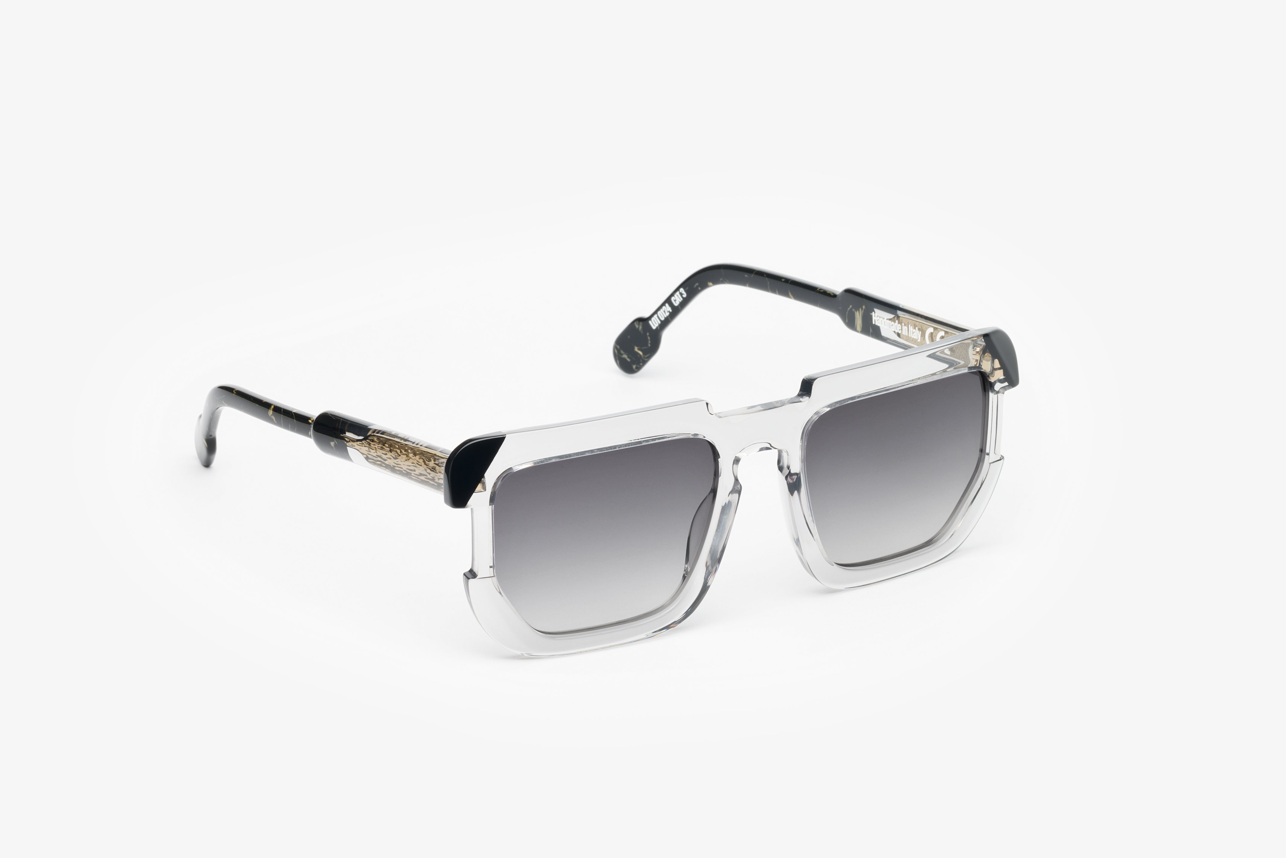 FAB Crystal Black
