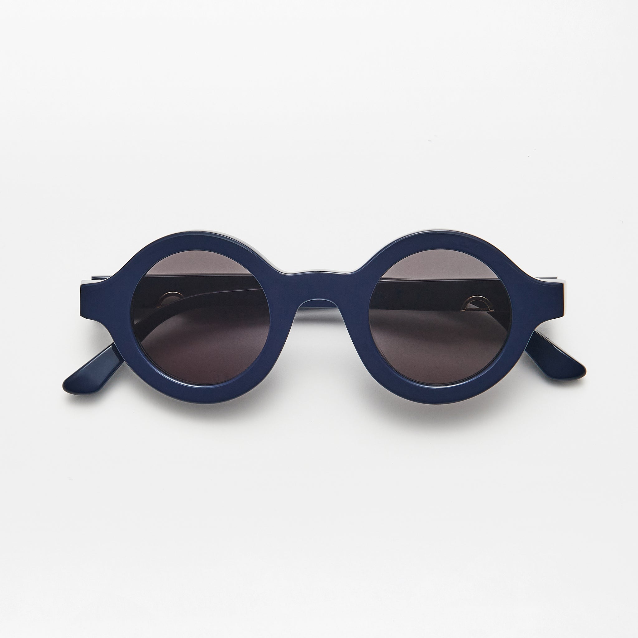 H021 . Blue