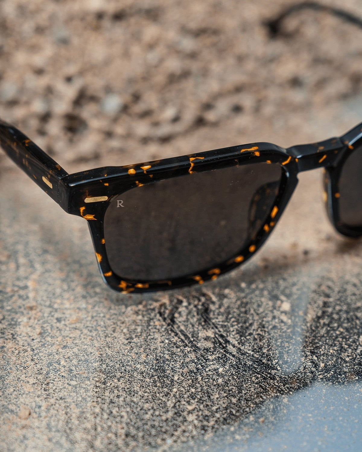 RAEN Adin 54 Cosmos Tortoise Dark Smoke Cosmos Tortoise / Dark Smoke