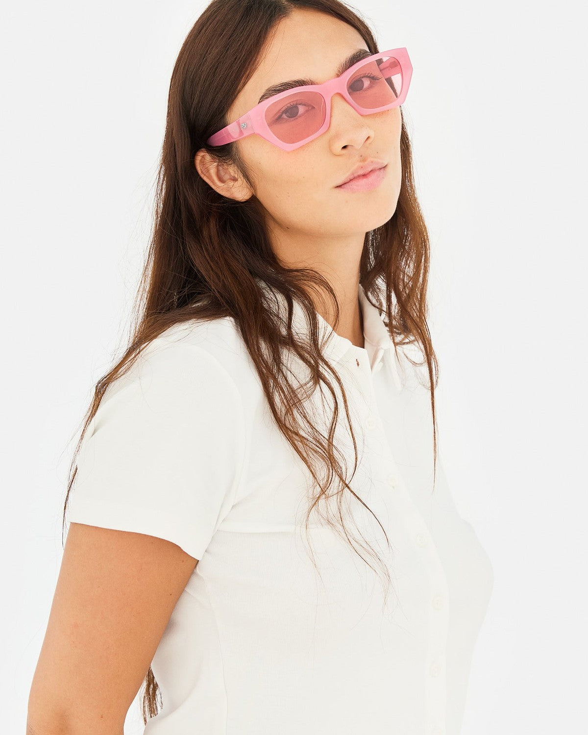 Side profile of model wearing RETROSUPERFUTURE Amata Estate Fragola sunglasses.