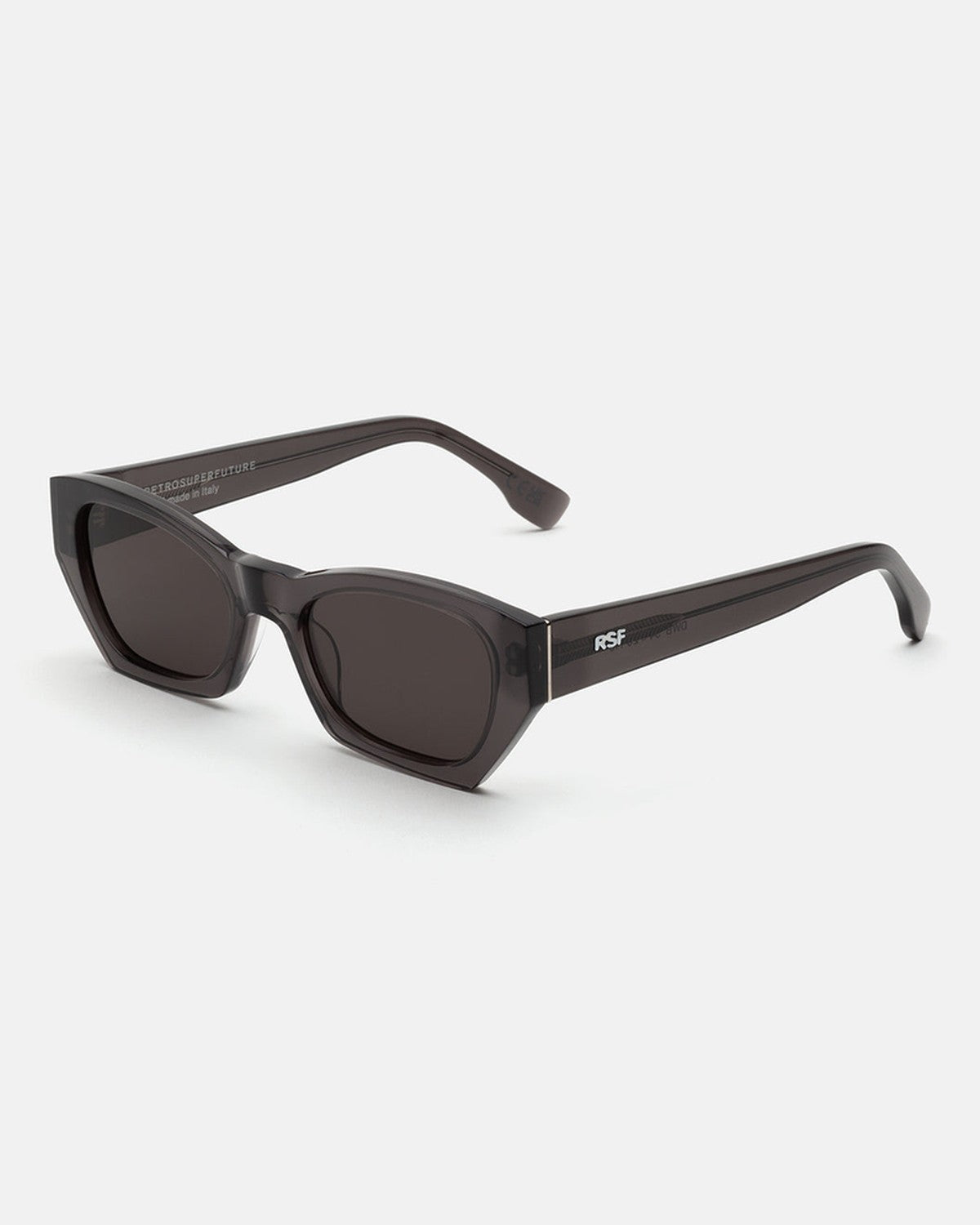 Angle view of RETROSUPERFUTURE Amata Estate Liquirizia sunglasses.