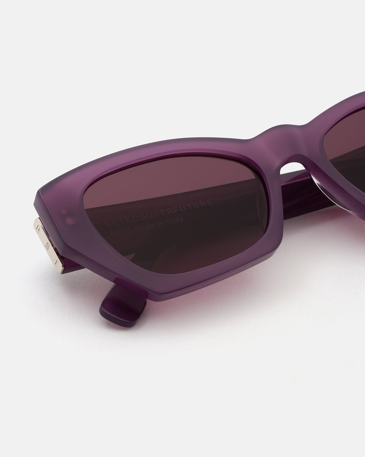 Close-up of the lens and frame detail on RETROSUPERFUTURE Amata Estate Mirtillo sunglasses.