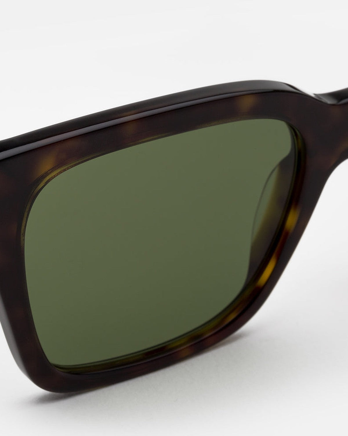 Close-up of the lens and frame of RETROSUPERFUTURE America 3627 Green sunglasses.