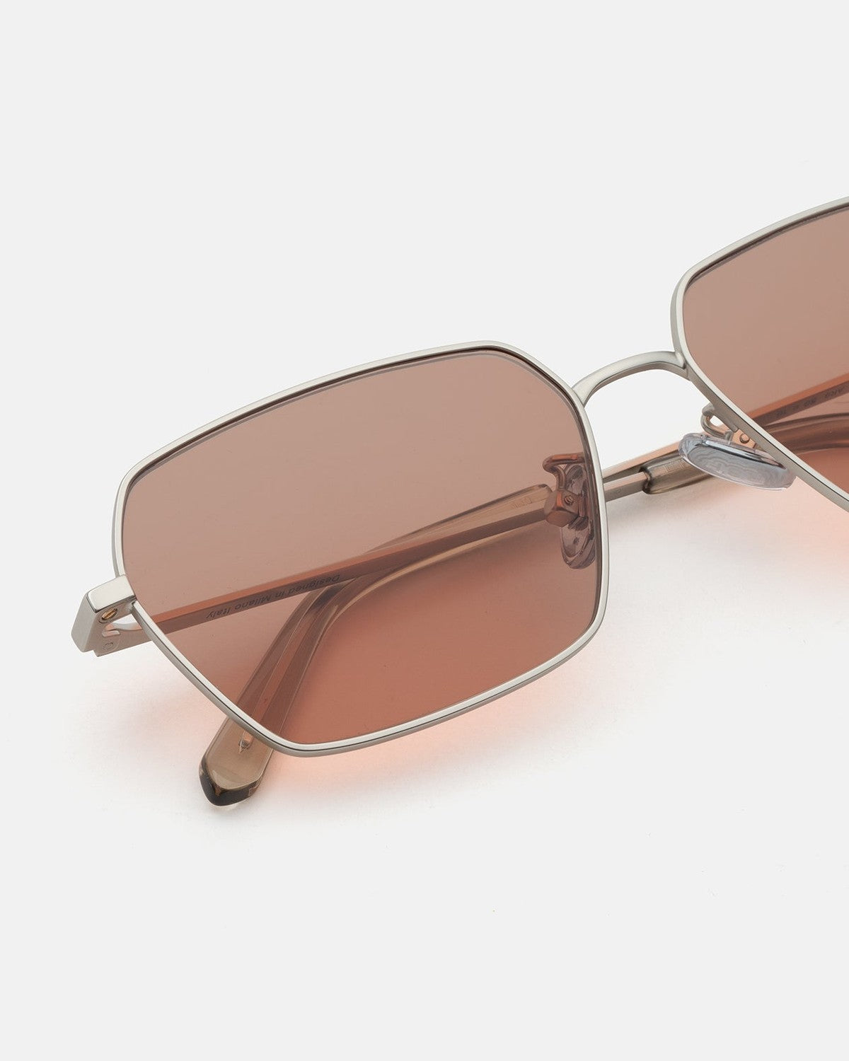 Close-up of the temple hinge on RETROSUPERFUTURE Balarm Nebbia Rosa sunglasses.