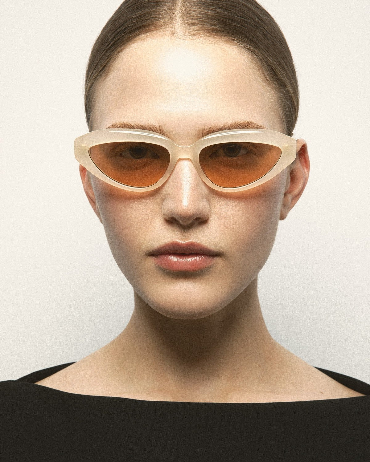 KALEOS Blum Milky Off-White Photochromic Pink Milky Off-White / Photochromic Pink