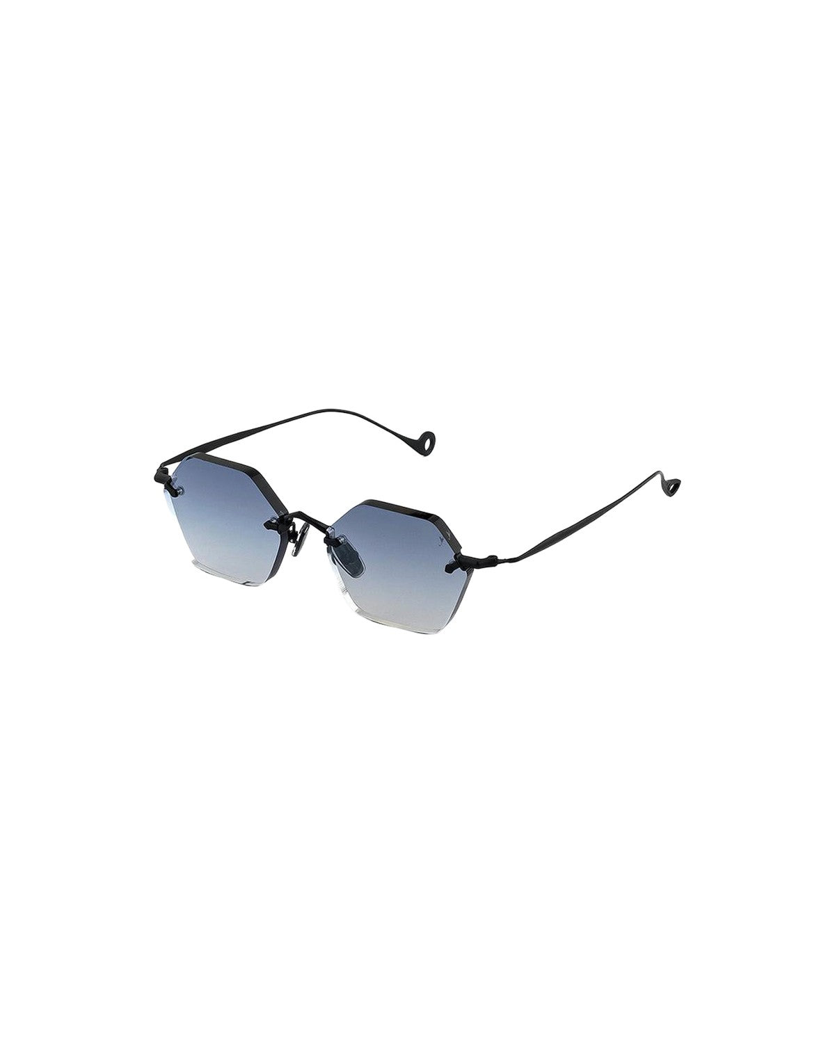 Angle view of EYEPETIZER OC.CARNABY C.6-51 sunglasses.