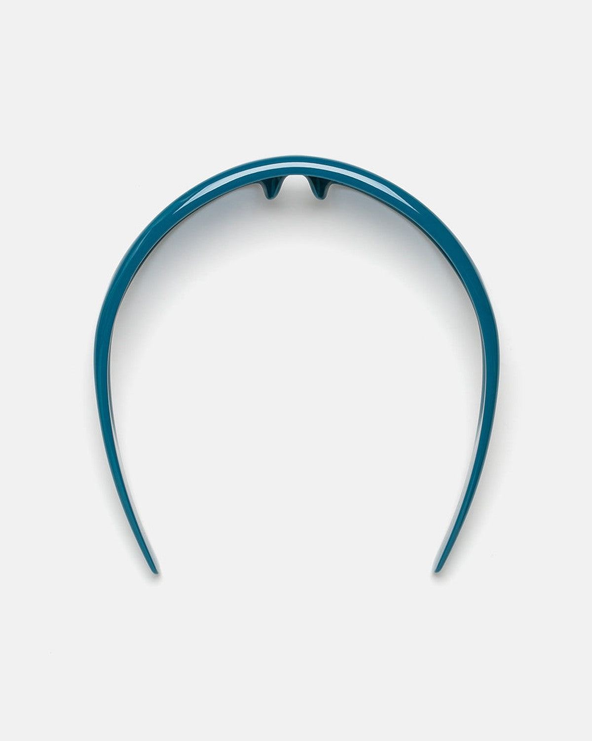 Overhead view of the headband temple structure on RETROSUPERFUTURE Cerchietto Alzavolo sunglasses.