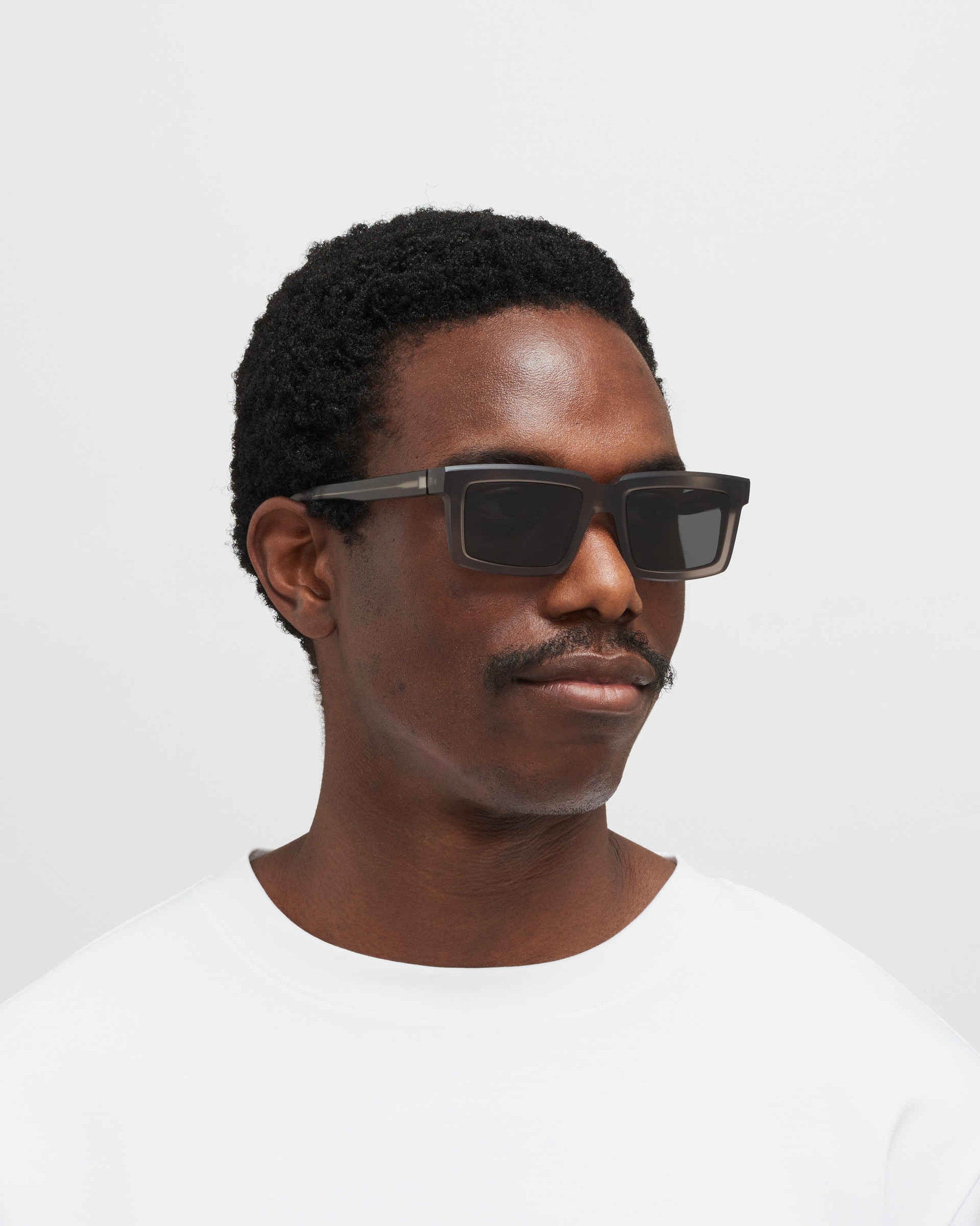 MYKITA DAKAR C181 CHILLED RAW CLEAR ASH/SIL Chilled Raw Clear Ash/Sil / Darkgrey Solid