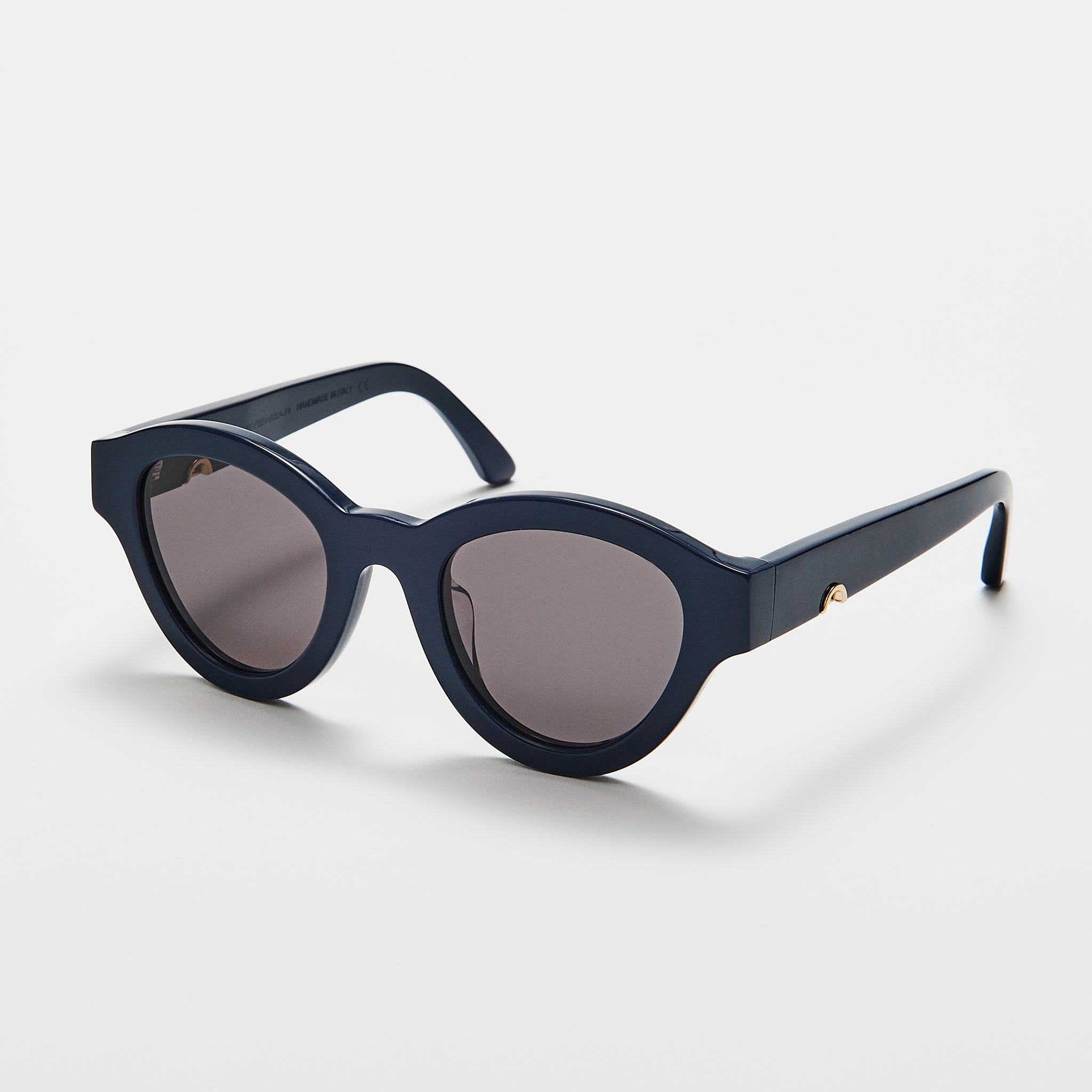 Dug . Blue