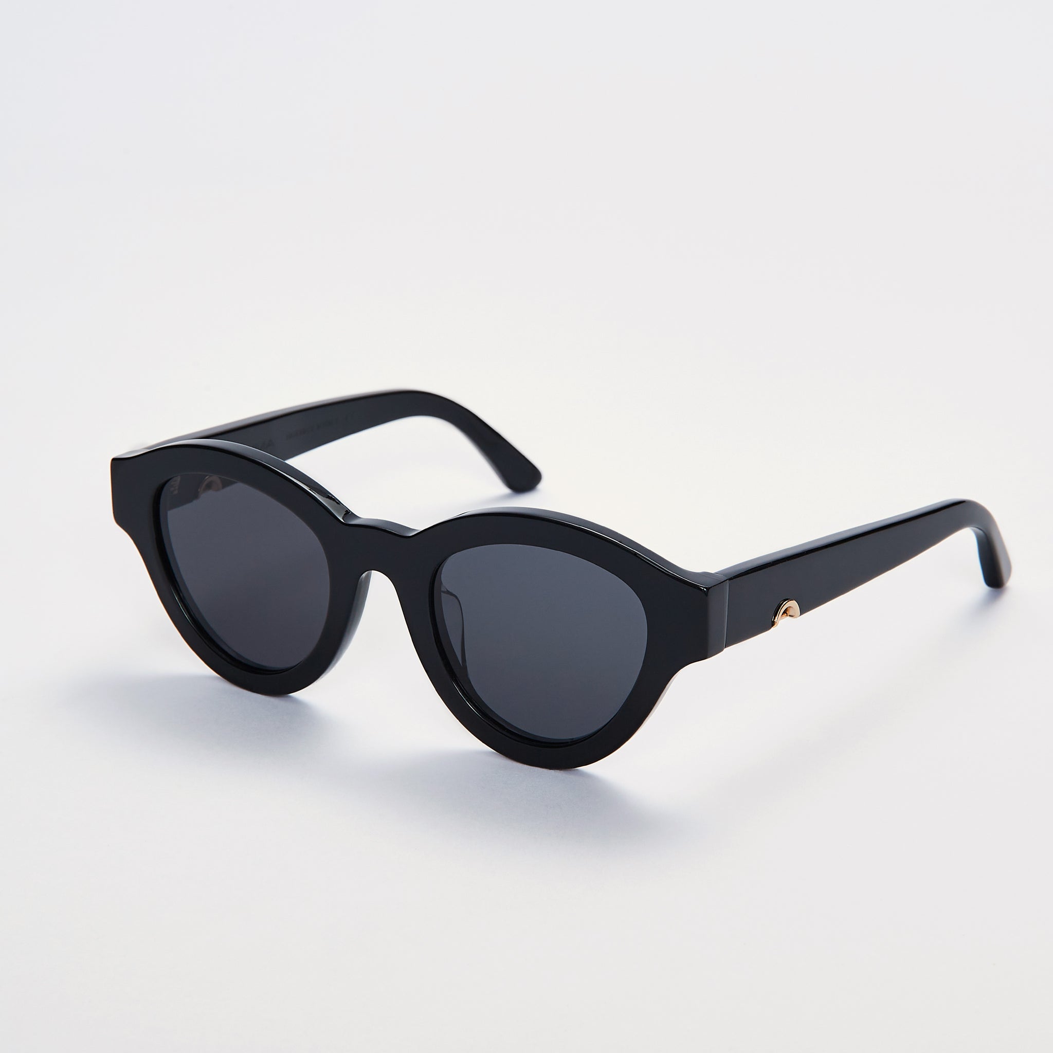 Dug . Black