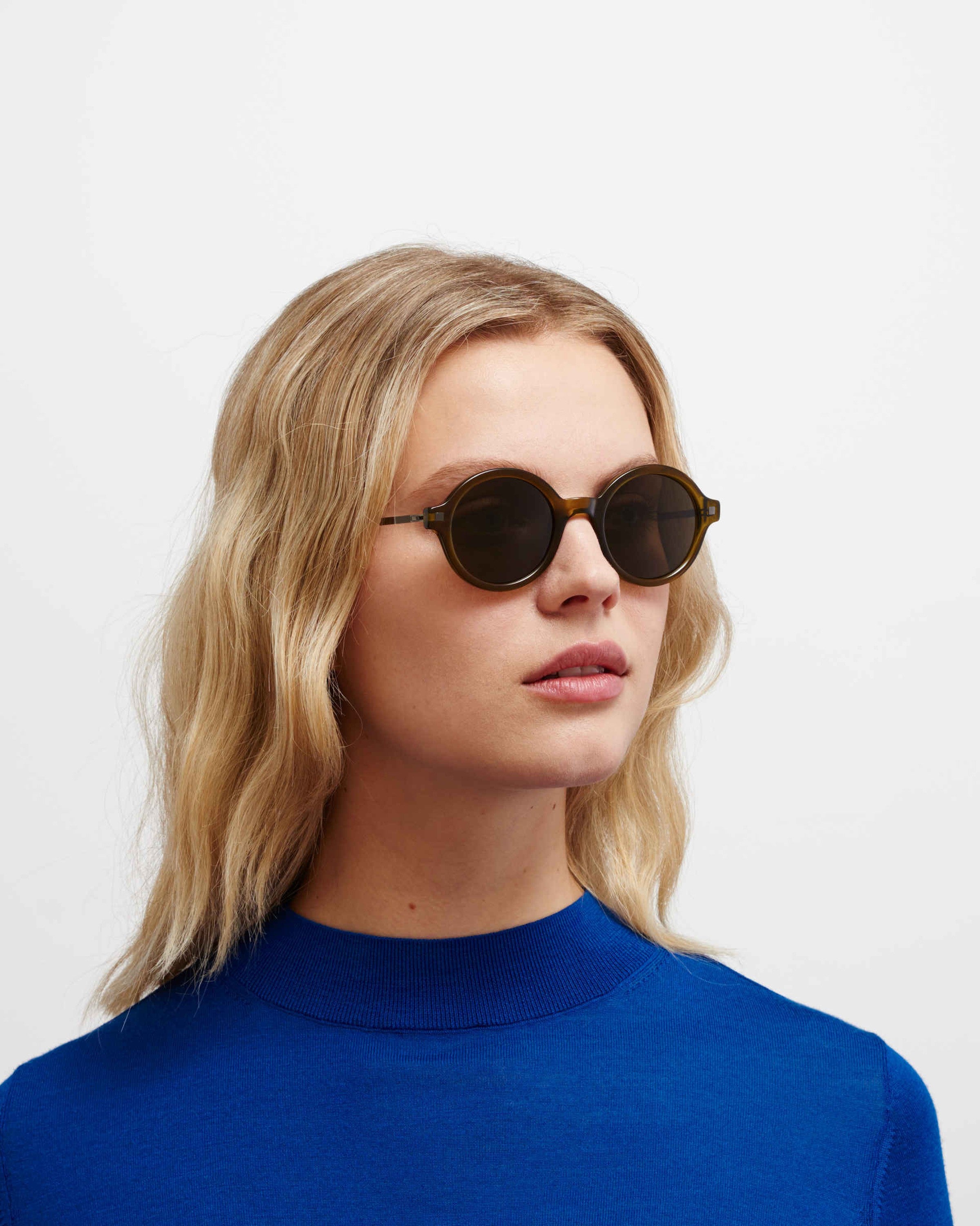 MYKITA ESBO C114 PERIDOT/SHINY GRAPHITE Peridot/Shiny Graphite / Raw Green Solid