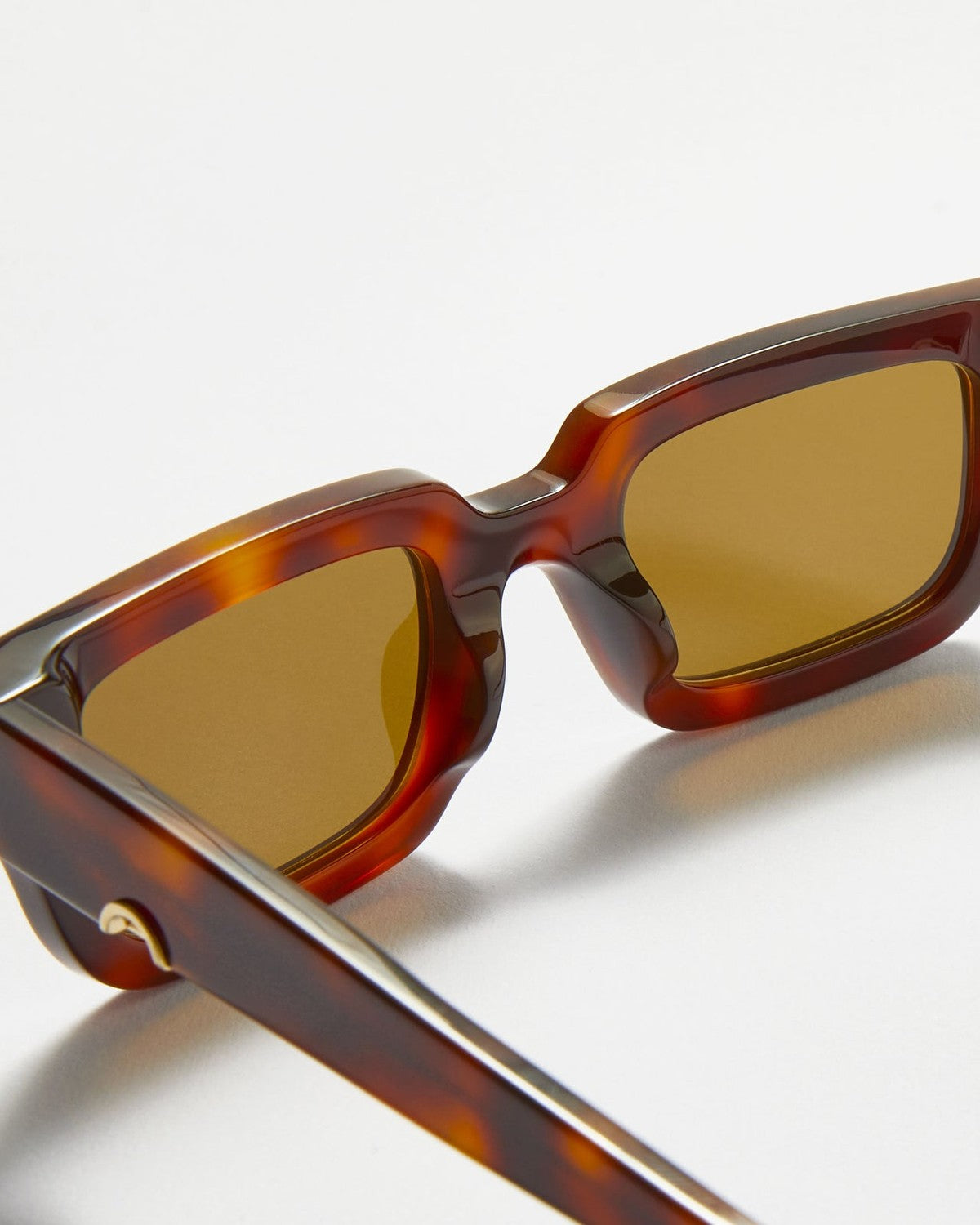 HUMA Folco . Havana Havana / Amber