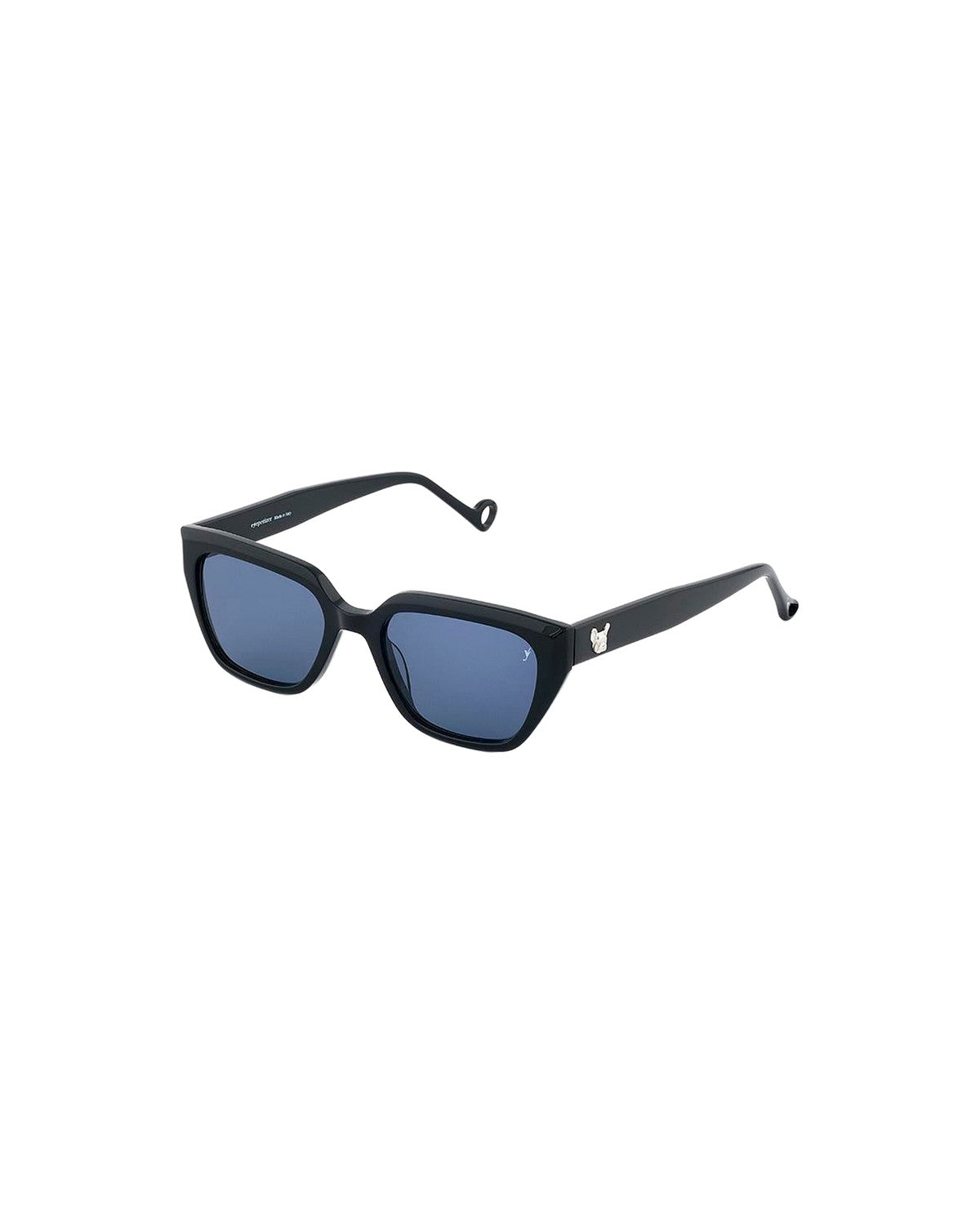 Angled view of EYEPETIZER FRENCHIE C.A-58 sunglasses.