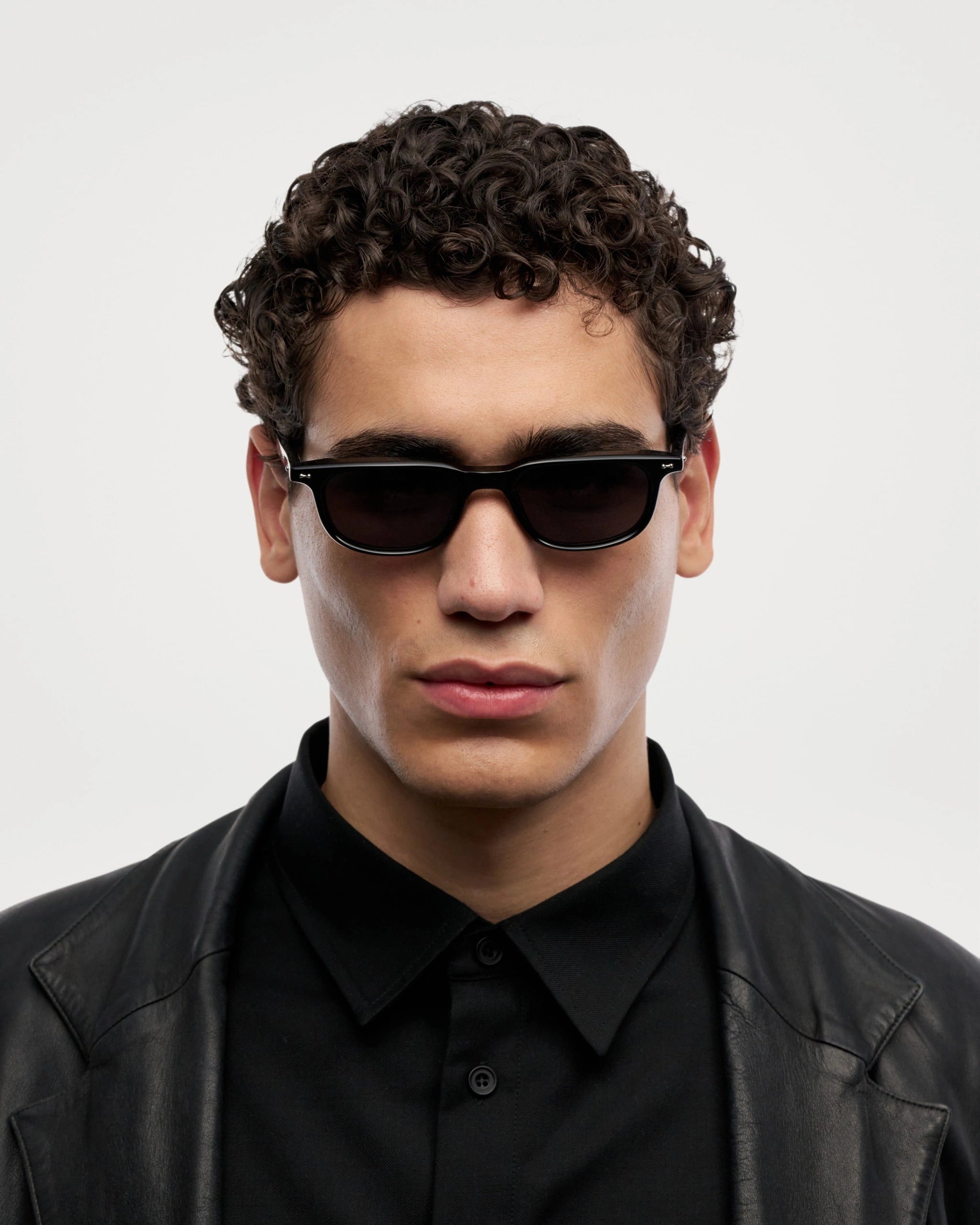 CHIMI Novis Coal Black Black Coal Black / Black