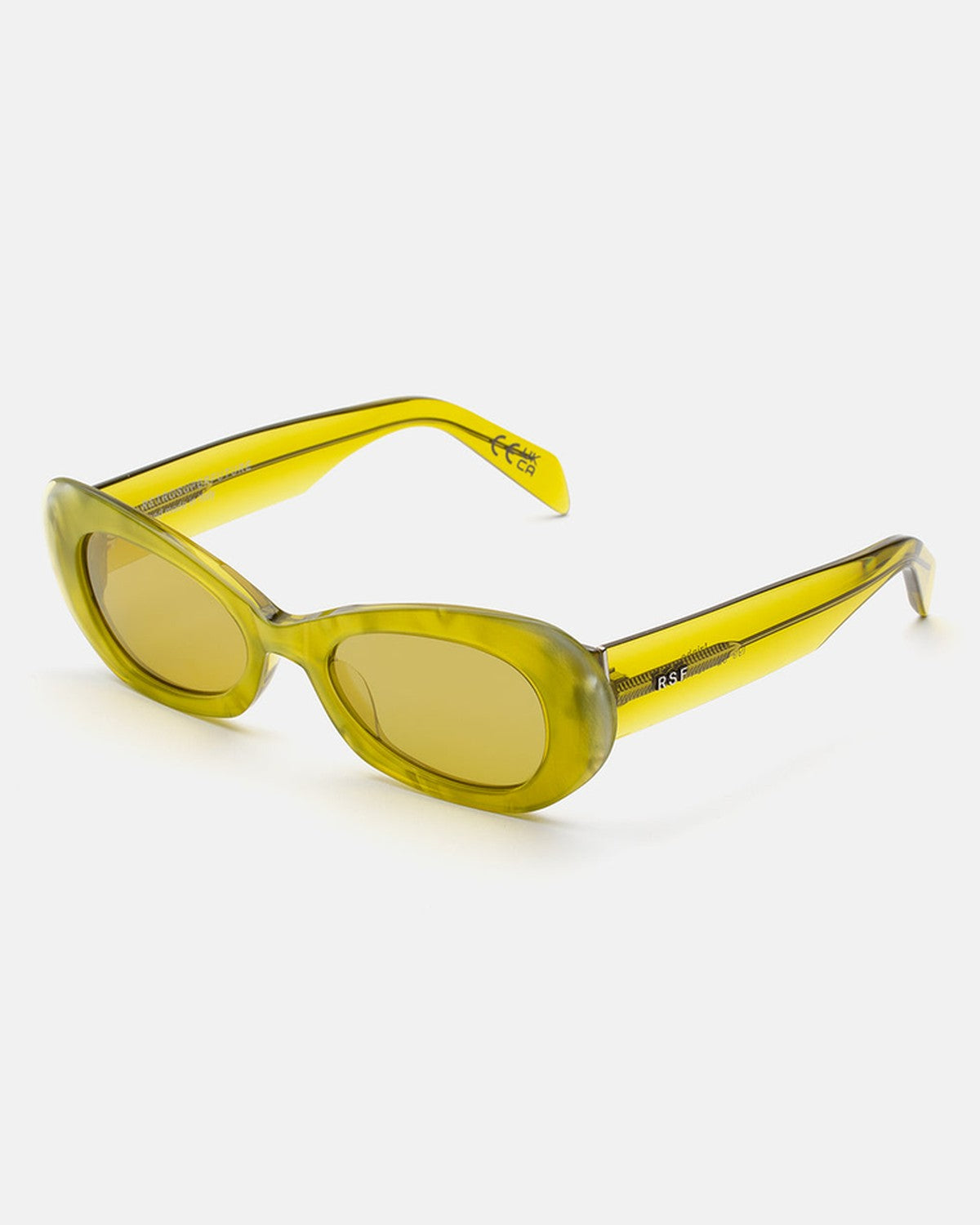 Angle view of RETROSUPERFUTURE Izipho Mindless sunglasses.