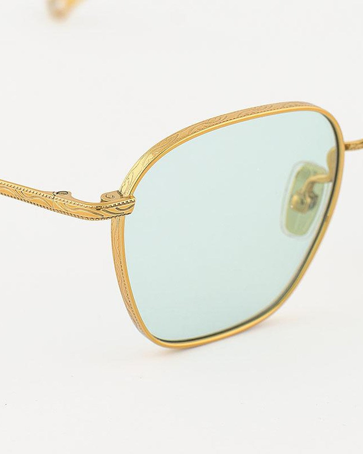 Close-up of the temple detailing on EYEPETIZER JONDAL C.4-48 sunglasses.