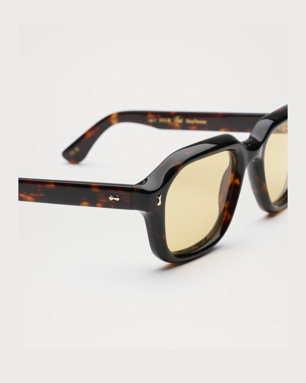 CHIMI Kai Deep Tortoise Yellow Lens Deep Tortoise / Yellow Lens