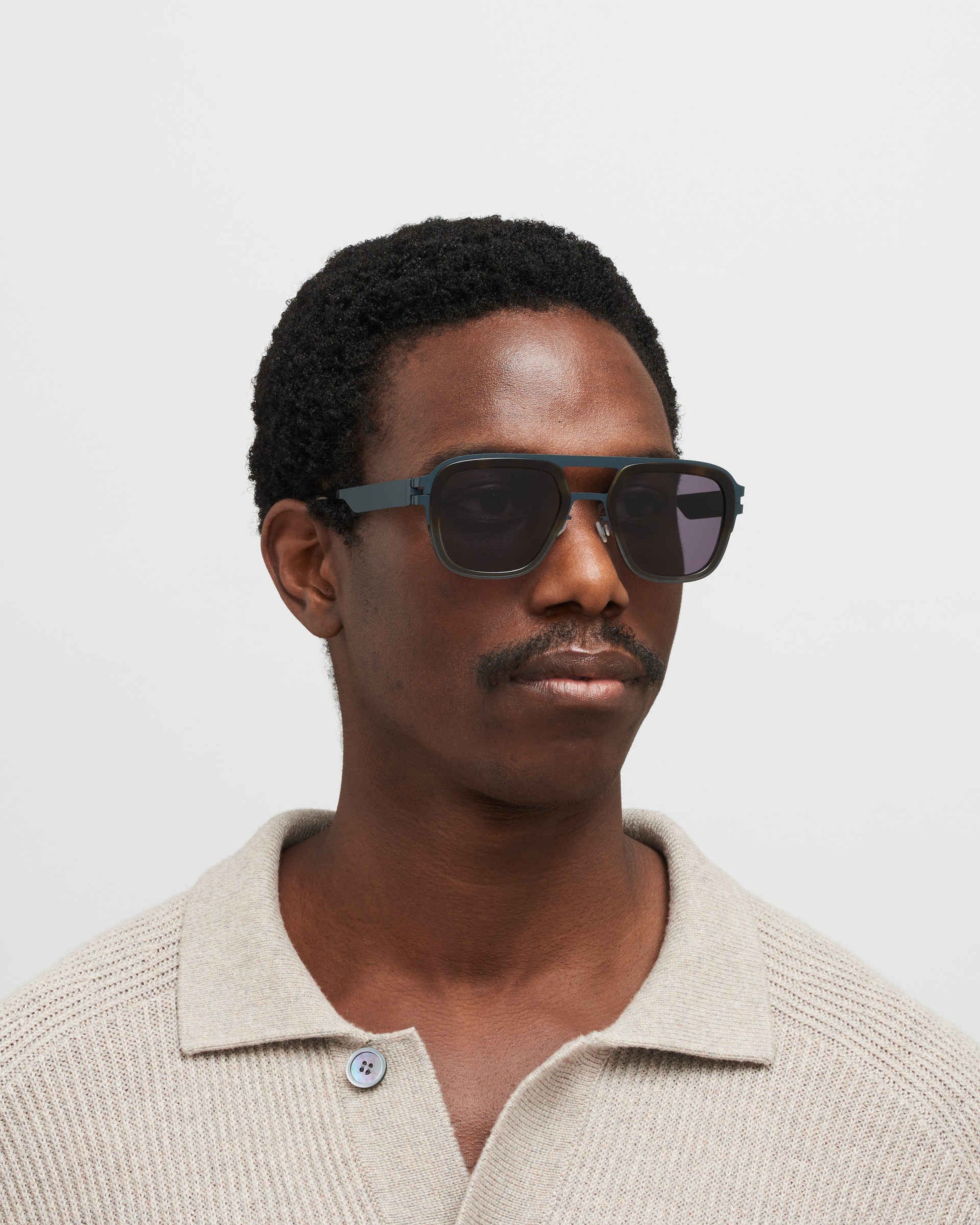 MYKITA KNOX A86 INDIGO/SANTIAGO GRADIENT Indigo/Santiago Gradient / Coolgrey Solid