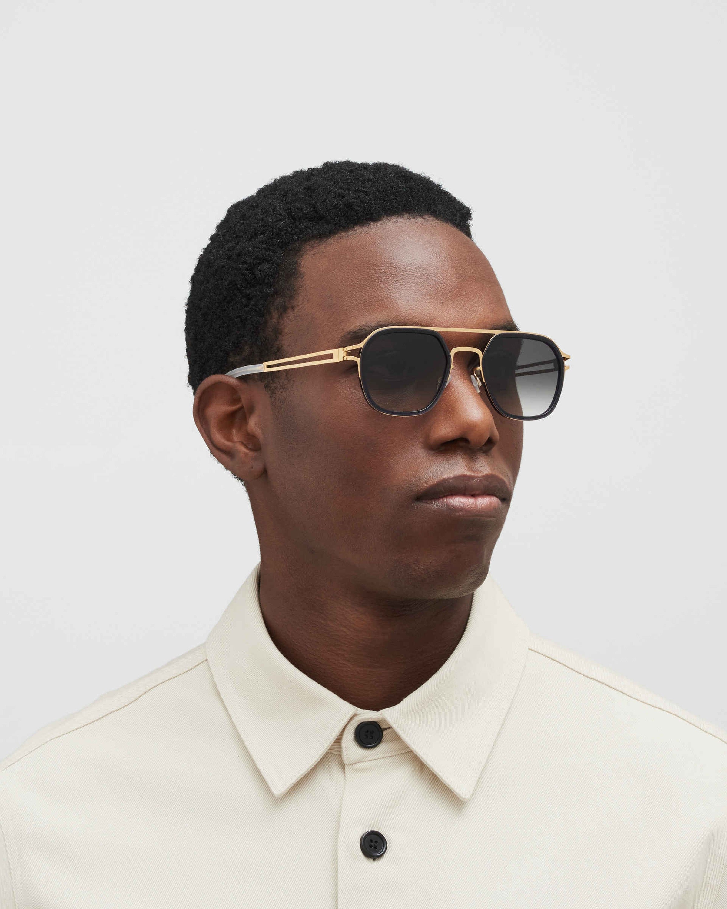 MYKITA LEELAND A76 GLOSSY GOLD/MILKY INDIGO Glossy Gold/Milky Indigo / Rawblack Gradient