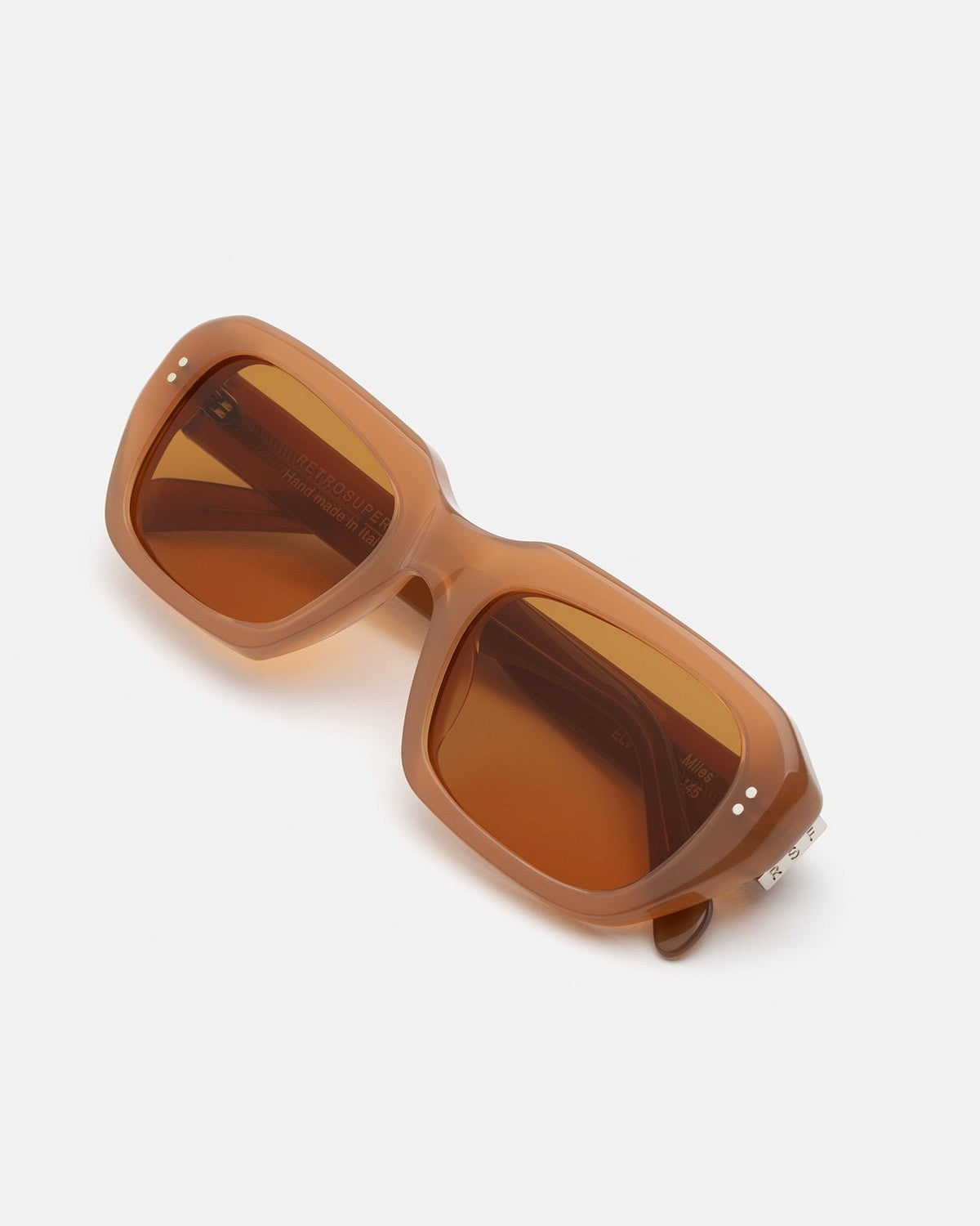 Overhead view of RETROSUPERFUTURE Miles Cola sunglasses.