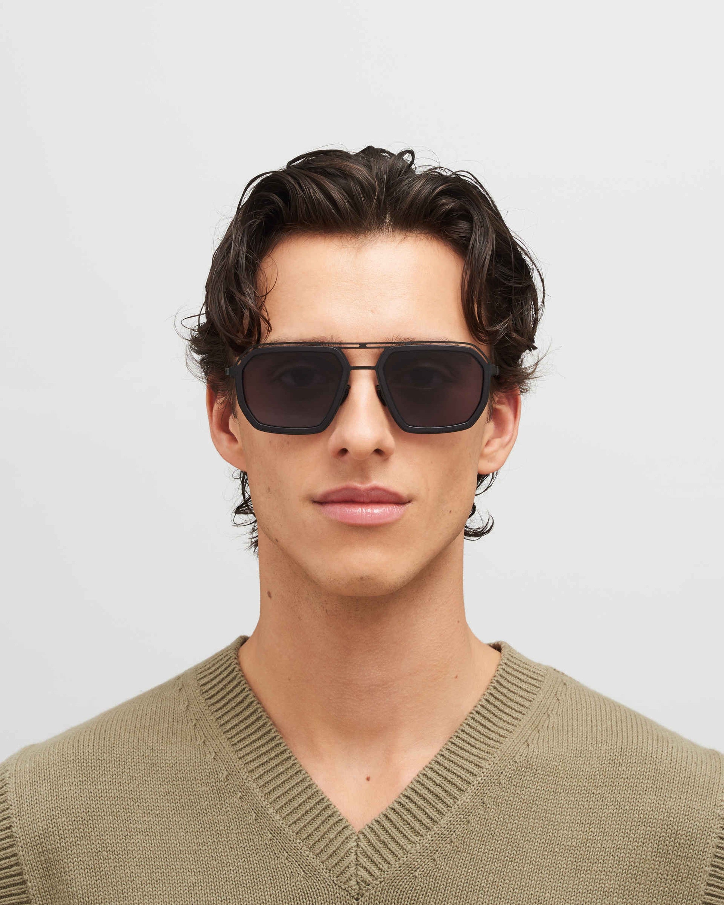 MYKITA MOJAVE MH6 PITCH BLACK/BLACK Pitch Black/Black / Cool Grey
