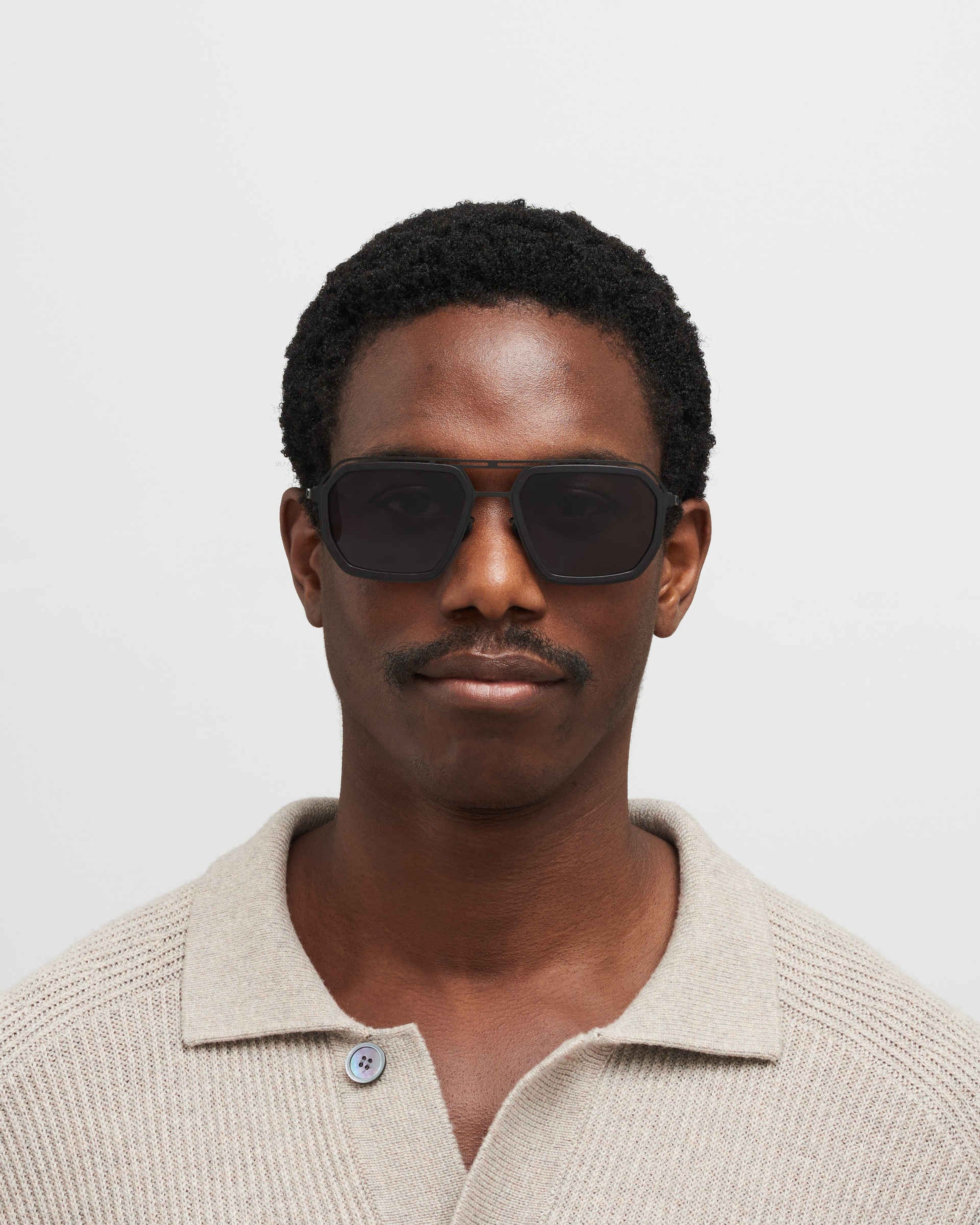 MYKITA MOJAVE MH6 PITCH BLACK/BLACK Pitch Black/Black / Cool Grey