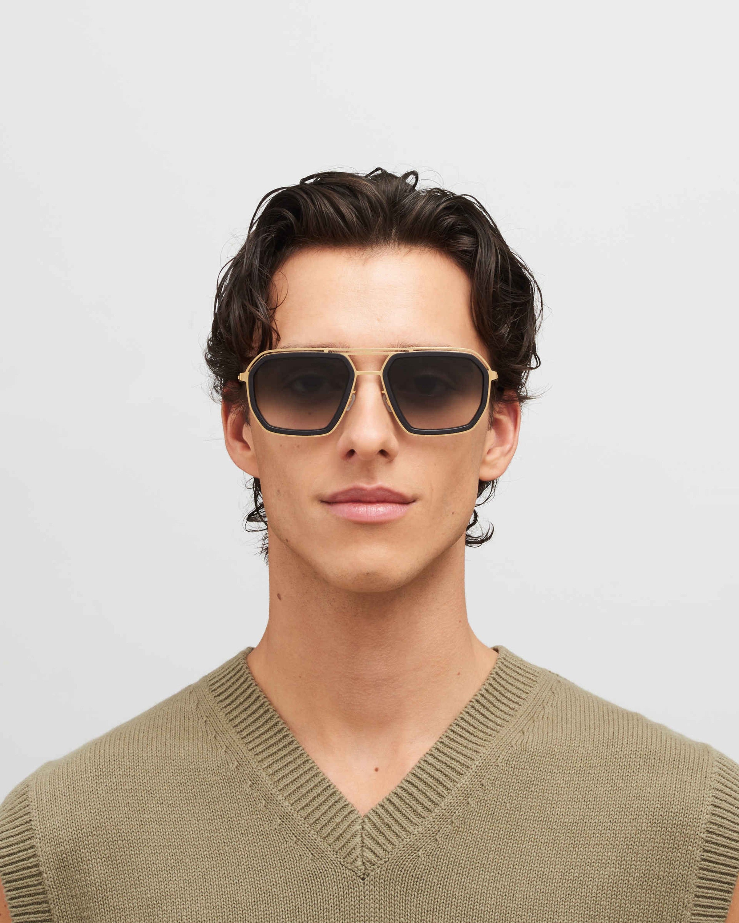 MYKITA MOJAVE MH7 PITCH BLACK/GLOSSY GOLD Pitch Black/Glossy Gold / Rawblack Gradient