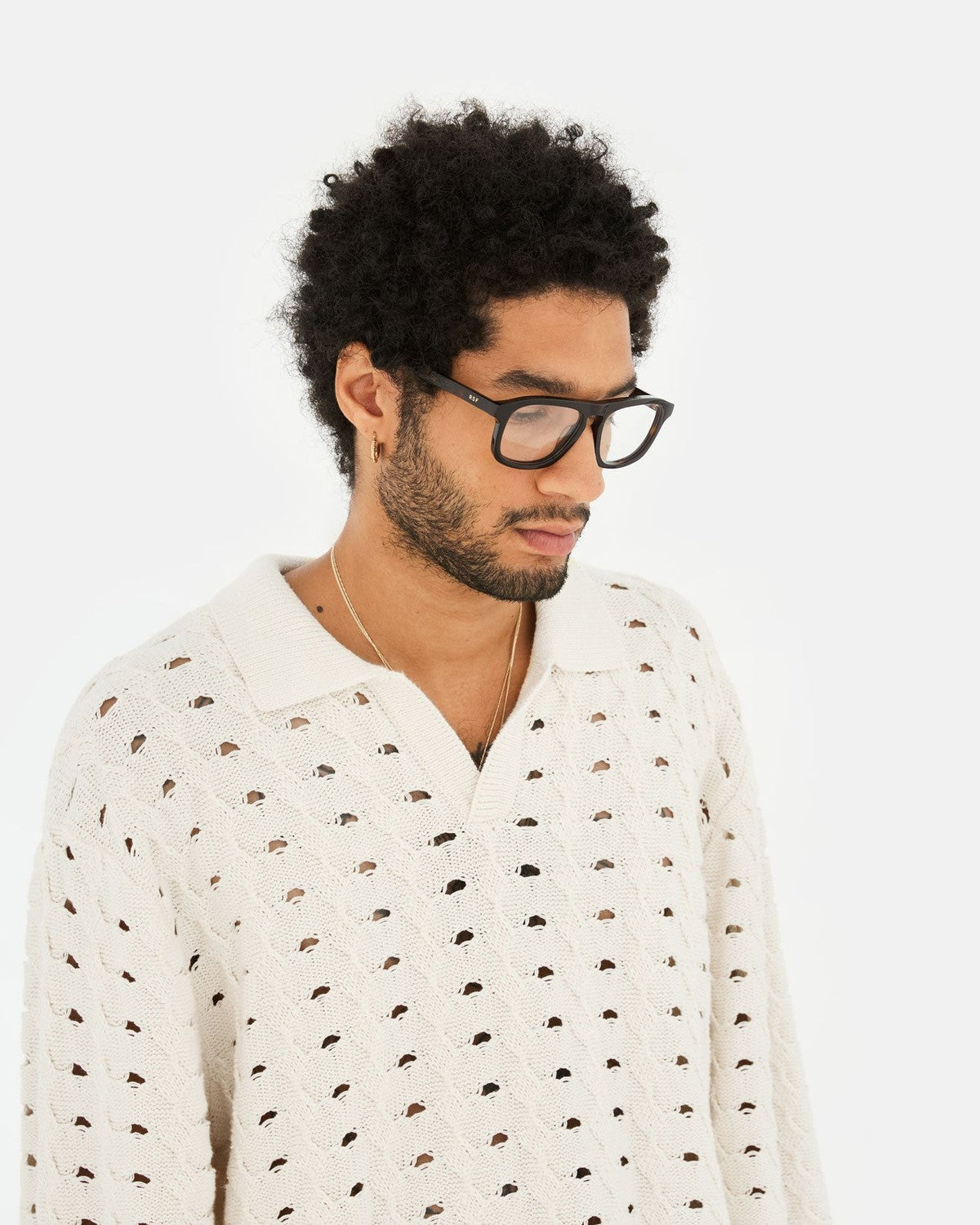 Model wearing RETROSUPERFUTURE Numero 123 3627 sunglasses in side profile.