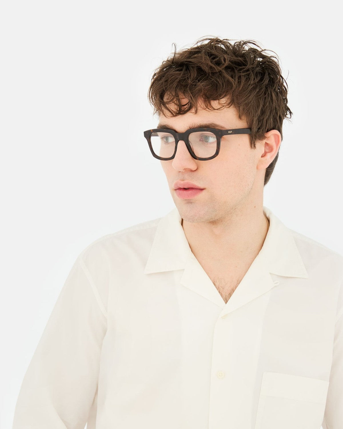 Model wearing RETROSUPERFUTURE Numero 132 Havana sunglasses.