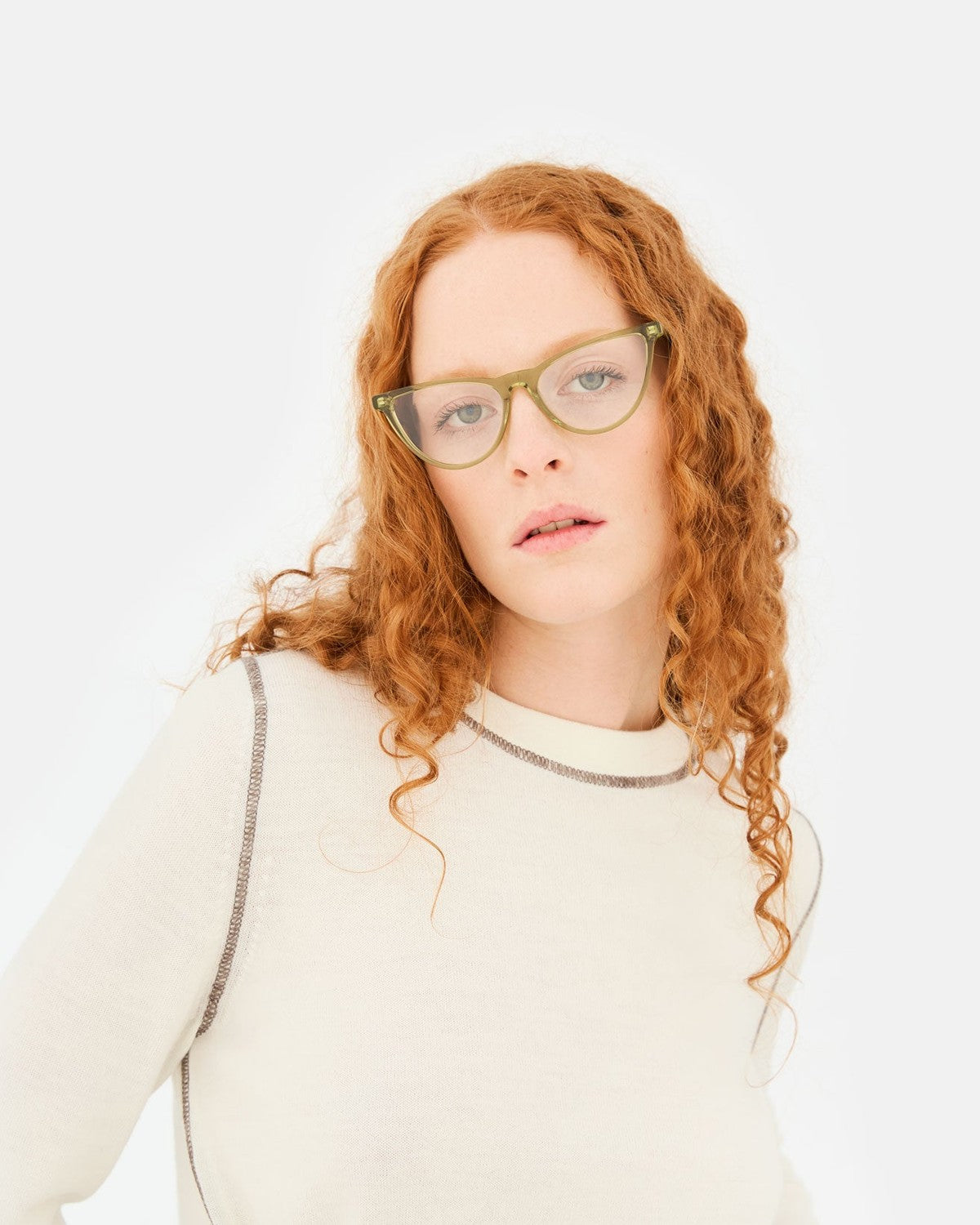 Front portrait of model wearing RETROSUPERFUTURE Numero 135 Mindless sunglasses.
