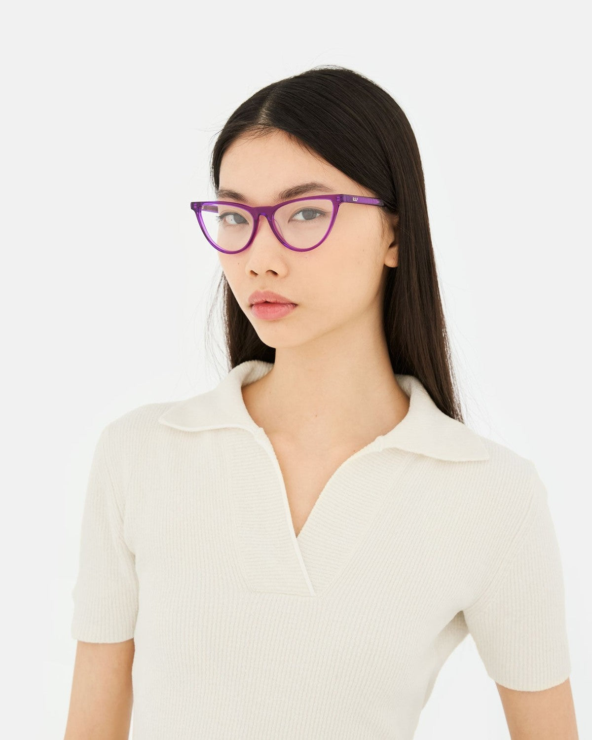 Model wearing RETROSUPERFUTURE Numero 135 Violissimo sunglasses, front view.