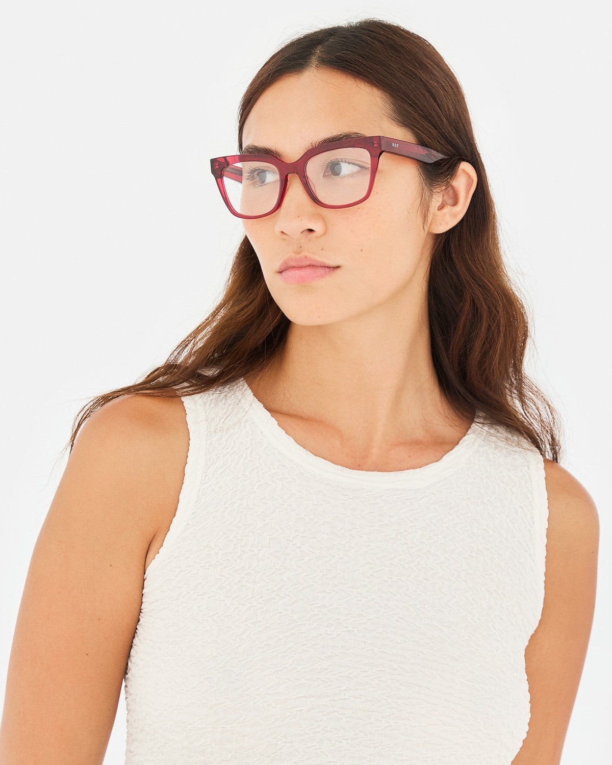 Model wearing RETROSUPERFUTURE Numero 143 Bordeaux sunglasses.